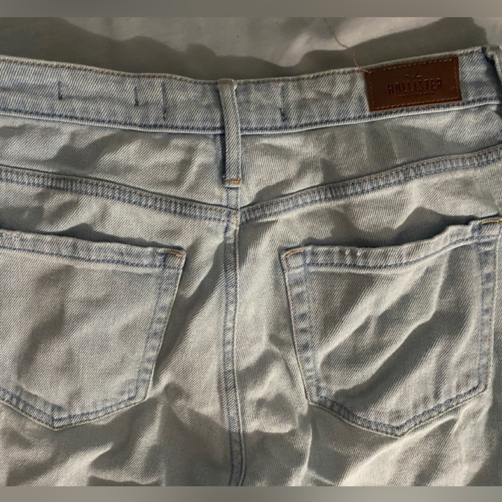 Hollister ultra high rise mom jeans